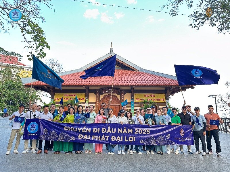 TDG Group viếng chùa Bà Đen Tây Ninh - cầu chúc năm mới đại phát đại lợi